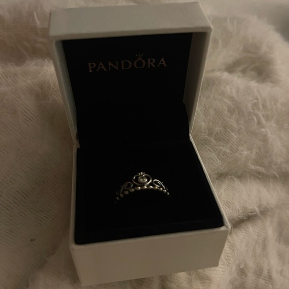 Pandora Princess Ring - Picture 2 of 3